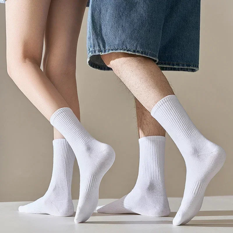 Cotton Sports Socks Unisex Soft Comfortable Breathable Casual Socks Black White Mid Tube Solid Color for Men Women Classic Socks
